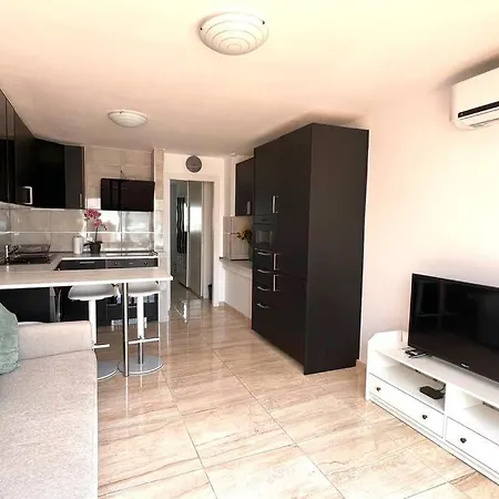 Casa Teddy - And Modern One Bedroom Tías