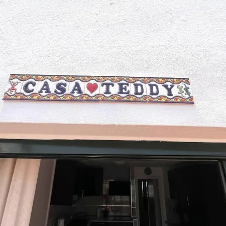 Casa Teddy - And Modern One Bedroom Apartament