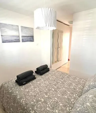 Casa Teddy - And Modern One Bedroom Appartement *
